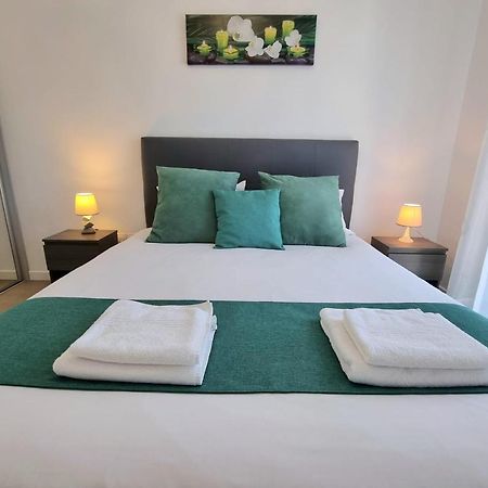 Chez Lou Et Dan 4P Apartment With Balcony Elevator And Secure Parking องเฟลอร์ ภายนอก รูปภาพ