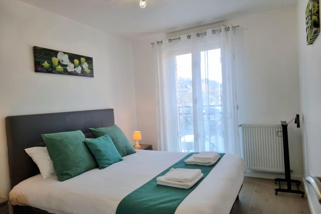 Chez Lou Et Dan 4P Apartment With Balcony Elevator And Secure Parking องเฟลอร์ ภายนอก รูปภาพ