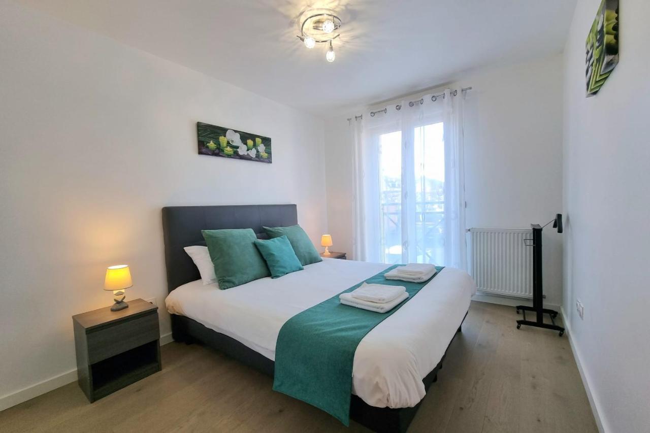 Chez Lou Et Dan 4P Apartment With Balcony Elevator And Secure Parking องเฟลอร์ ภายนอก รูปภาพ